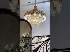 Gran candelabro del vestíbulo