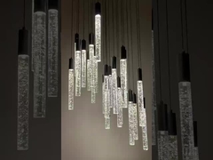 Escalera de pasillo de hotel Tubo de cristal colgante de luz de balcón Pasillo