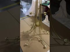 Modern Custom Oro de aluminio colgante de techo largo escalera giratoria sala de estar grande