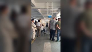 Araña de escalera de cristal de lujo