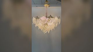 Ver: Lámpara de araña de cristal con forma de nido de bambú personalizada, acabado dorado, colgante biofílico de lujo para Resort Hotel Villa