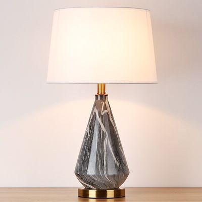 Base de cerámica blanca D35*H63CM E27 85lm/W de la lámpara de mesa de la sombra de la tela de la cabecera del estudio