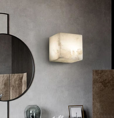 Luz de alabastro cuadrada Modernas luces de cuarto de Led Nuevo diseño Hotel nórdico Dormitorio Dormitorio Corredor de latón Luz de pared de mármol