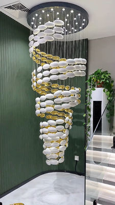 Lustrero de huevo de dragón Arte Lustrero de huevo de oro Hotel Villa Salón de baile Lobby Mall Atrio Casilla de arena Escalera loft