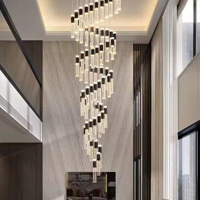 Hermosa villa de cristal escalera giratoria colgante de luz moderno sencillo salón del hotel dúplex lámpara de araña led escalera de luz