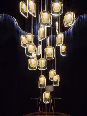Luz nórdica Diseñador de lujo luz LED banda cristalina lámpara colgante de vidrio para el salón comedor villa escalera