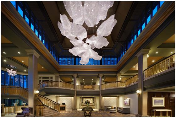 Diseño contemporáneo de cristal personalizado de flor de loto gran candelabro luz colgante para el vestíbulo del hotel