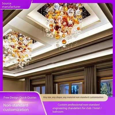 Candelero de bolas de cristal multicolor de cristal decorativo moderno utilizado para el hotel Lobby Mesa de boda personalizada Lobby larga escalera de gran tamaño Proyecto de lujo Led Candelero de bolas de cristal luz colgante