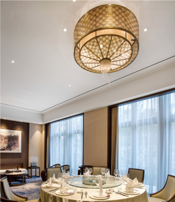 Lámpara de techo LED circular de estilo ratán con luz de caja privada de arte de tela grande para restaurante de hotel personalizado no estándar, bar, club, hotel, olla caliente china, KTV