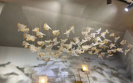 Lámpara colgante de cristal decorativa para el vestíbulo del hotel hecha a medida, moderna, con iluminación LED, araña de techo, accesorios con hojas de oro