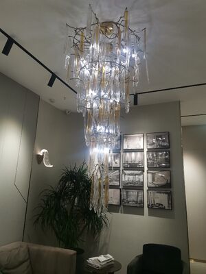 Candelabro de cristal de lujo, iluminación de vestíbulo de gran escalera, accesorio de suspensión de techo alto con caída en cascada de gran tamaño